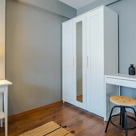 Flat In The Heart Of Cihangir Istanbul